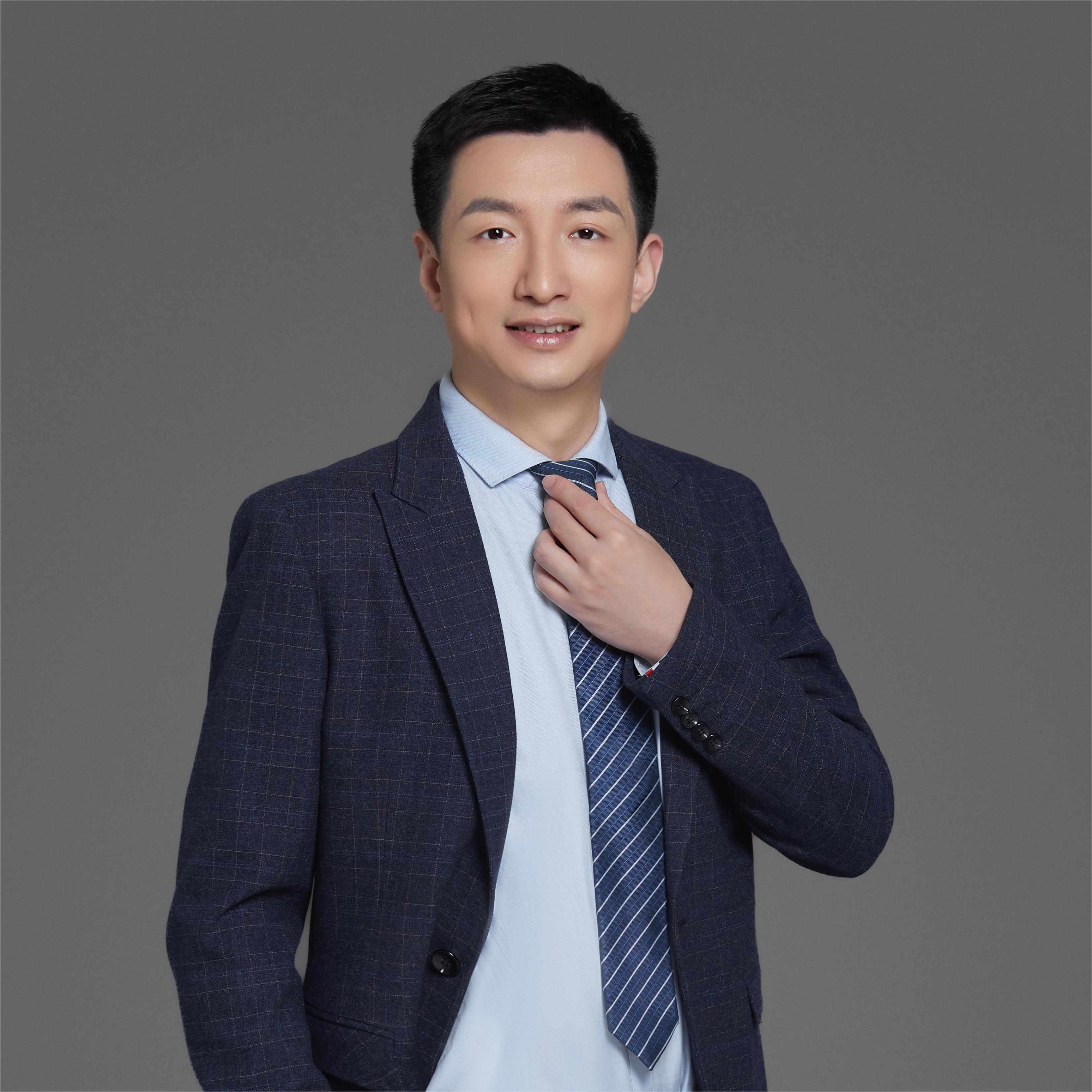 李辰星.png